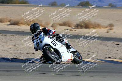 media/Jan-08-2022-SoCal Trackdays (Sat) [[1ec2777125]]/Turn 4 (1145am)/